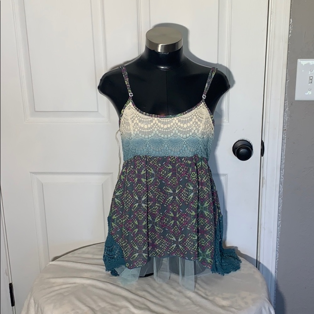 Cute Lace BKE tank top size small